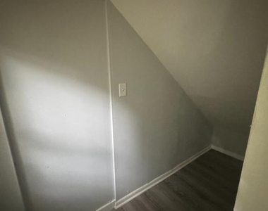 1200 Arrott Street - Photo Thumbnail 3