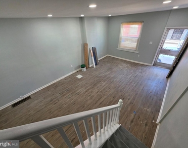 1731 N Bailey Street - Photo Thumbnail 3