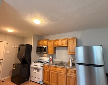 3300 N Hancock Street - Photo Thumbnail 8