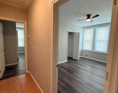 3300 N Hancock Street - Photo Thumbnail 14