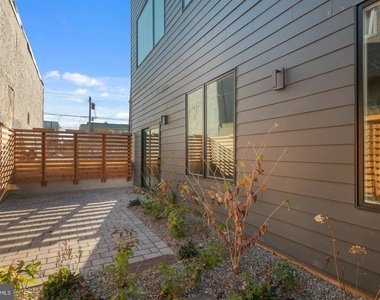 2031 S 20th Street - Photo Thumbnail 16