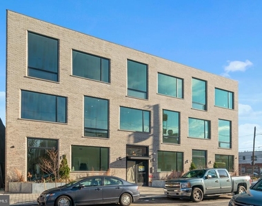2031 S 20th Street - Photo Thumbnail 18