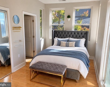 2100 Christian Street - Photo Thumbnail 11