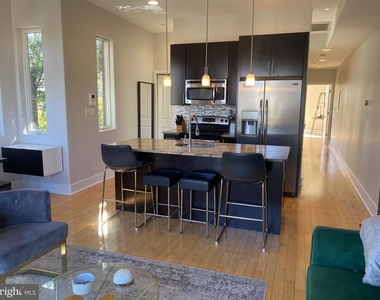 2100 Christian Street - Photo Thumbnail 5