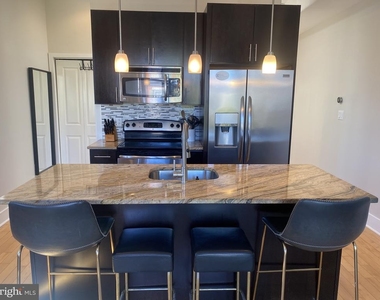 2100 Christian Street - Photo Thumbnail 8