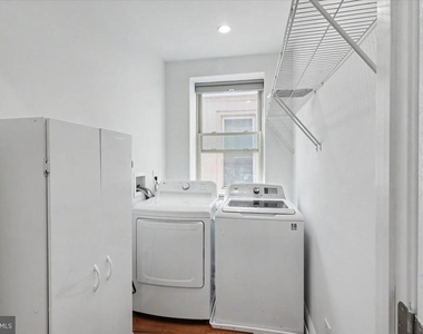 1518 Tasker Street - Photo Thumbnail 13