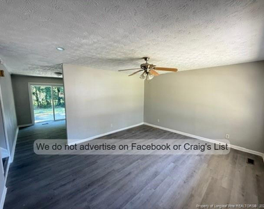 2049 Corrinna Street - Photo Thumbnail 1