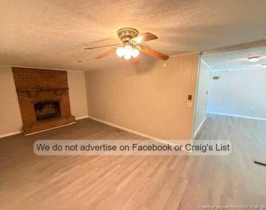 2049 Corrinna Street - Photo Thumbnail 3
