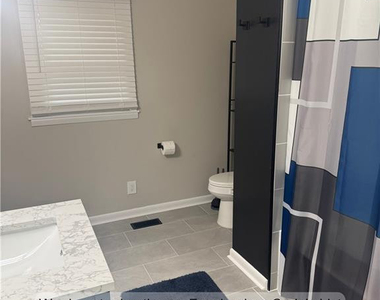 6612 Vaughn Road - Photo Thumbnail 11