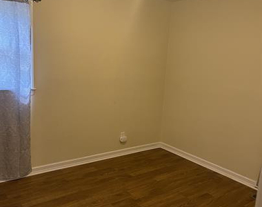 1621 Rudolph Street - Photo Thumbnail 2