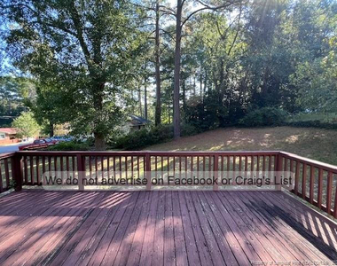 834 Edenwood Drive - Photo Thumbnail 12