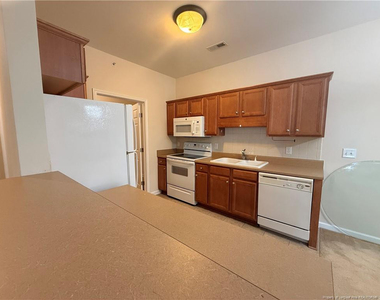 635-306 Marshtree Lane - Photo Thumbnail 5
