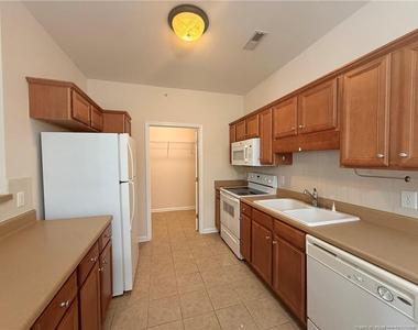 635-306 Marshtree Lane - Photo Thumbnail 4