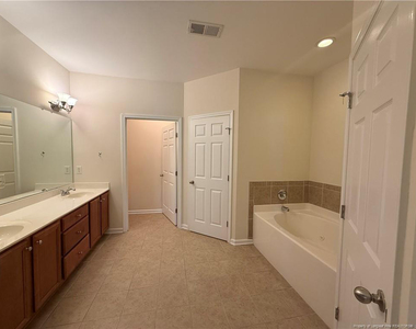 635-306 Marshtree Lane - Photo Thumbnail 11