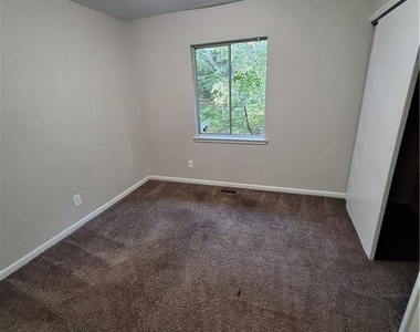 4309 Belford Road - Photo Thumbnail 3
