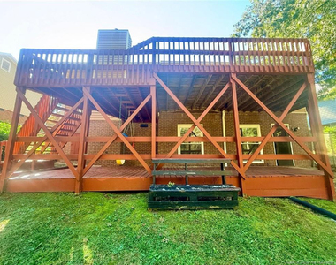 4436 Briton Circle - Photo Thumbnail 24