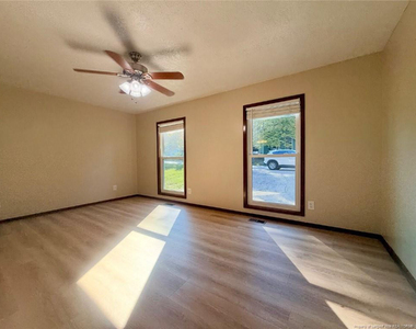 4436 Briton Circle - Photo Thumbnail 14