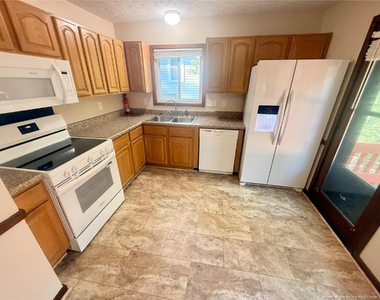 4436 Briton Circle - Photo Thumbnail 8