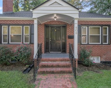 808 Westmont Drive - Photo Thumbnail 3