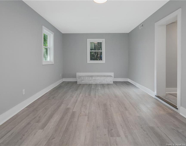 808 Westmont Drive - Photo Thumbnail 32