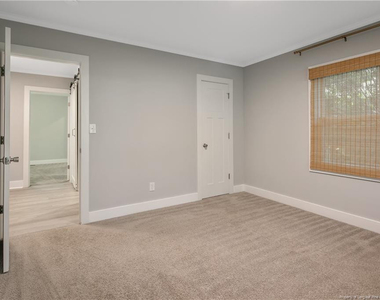 808 Westmont Drive - Photo Thumbnail 24