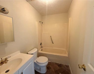 5835 Aftonshire Drive - Photo Thumbnail 8
