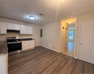 5835 Aftonshire Drive - Photo Thumbnail 5