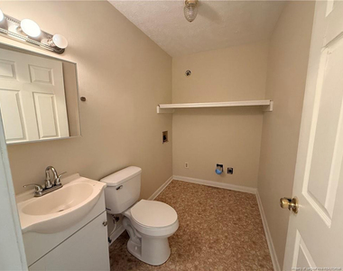 5835 Aftonshire Drive - Photo Thumbnail 3