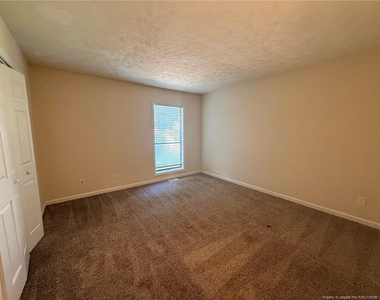 5835 Aftonshire Drive - Photo Thumbnail 6