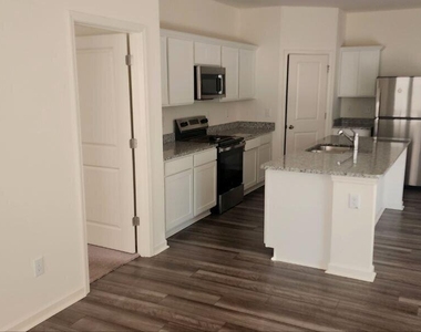 944 Rift Valley Drive - Photo Thumbnail 3