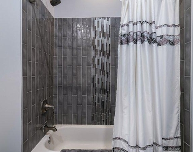 321 E Jefferson Street - Photo Thumbnail 10