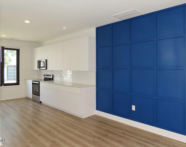 1112 Nova Street - Photo Thumbnail 7