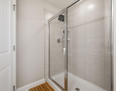 276 Douglas Falls Drive - Photo Thumbnail 15