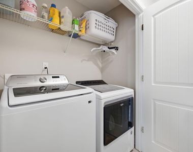 276 Douglas Falls Drive - Photo Thumbnail 21