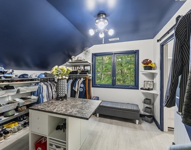 830 Lake Forest Drive - Photo Thumbnail 25