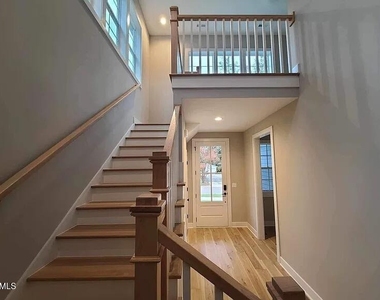 6499 Jean Drive - Photo Thumbnail 1