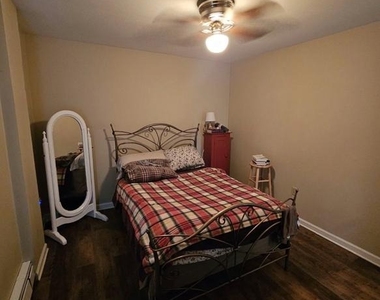 181 Park Avenue - Photo Thumbnail 4