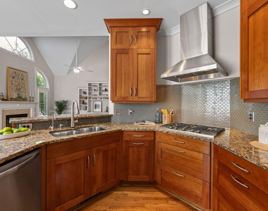 408 Parkview Crescent - Photo Thumbnail 6