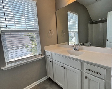 205 Beldenshire Way - Photo Thumbnail 19
