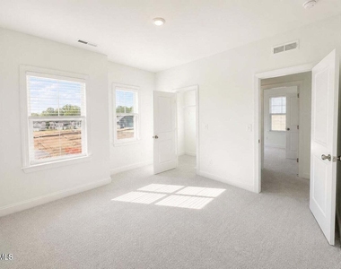 1565 Goldfinch Perch Lane - Photo Thumbnail 18
