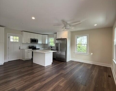 1121 Brighton Road - Photo Thumbnail 3