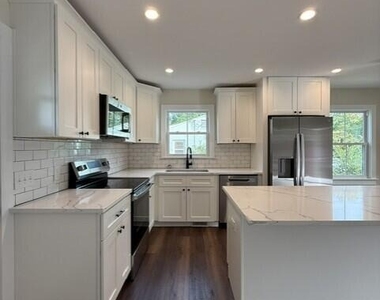 1121 Brighton Road - Photo Thumbnail 5