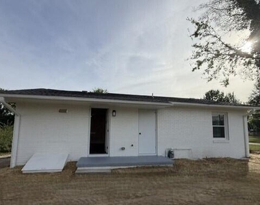 1121 Brighton Road - Photo Thumbnail 10