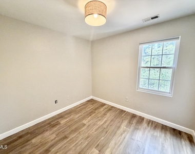 142 Callan Park Lane - Photo Thumbnail 14