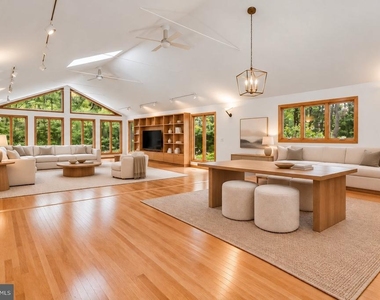 165 Heather Lane - Photo Thumbnail 9