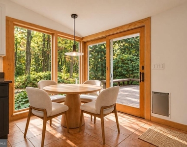 165 Heather Lane - Photo Thumbnail 6