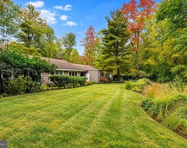 165 Heather Lane - Photo Thumbnail 3