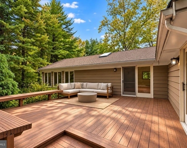 165 Heather Lane - Photo Thumbnail 4