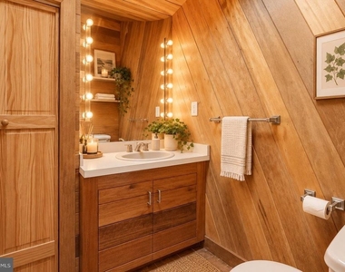 165 Heather Lane - Photo Thumbnail 14