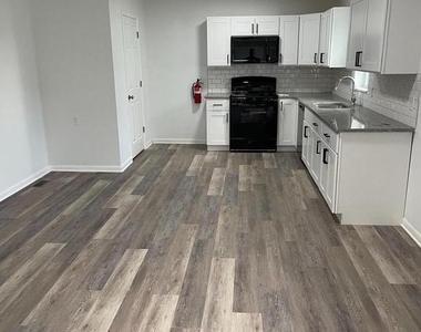 215 Broad Street - Photo Thumbnail 2
